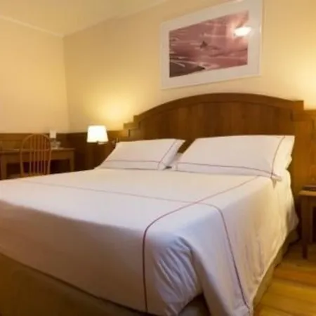 호텔 Cresta Et Duc 4*