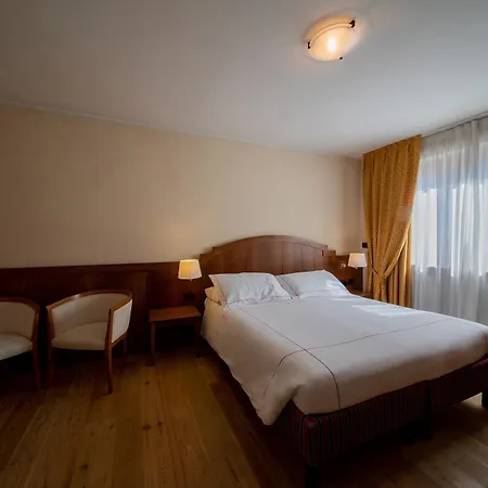 克莱斯特艾特杜克酒店