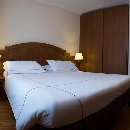 Cresta Et Duc Hotel