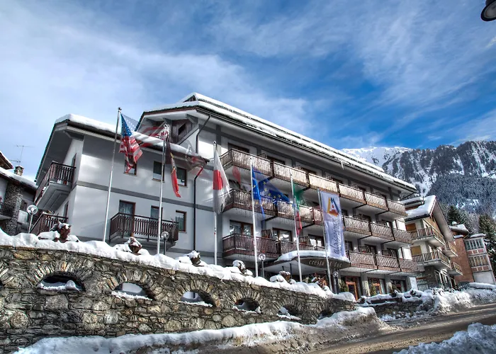 Szálloda Cresta Et Duc Courmayeur