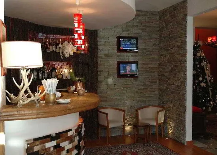 Cresta Et Duc Szálloda